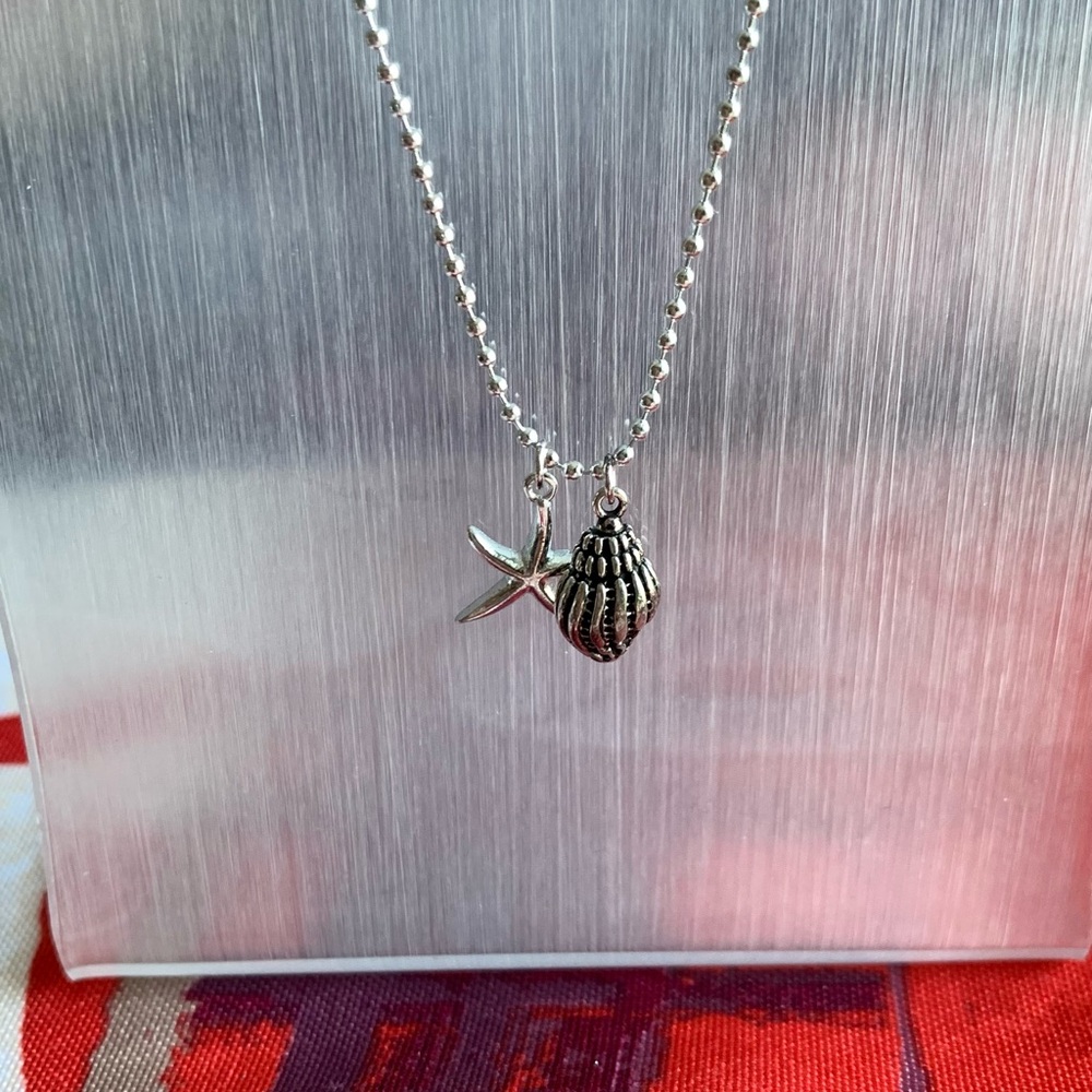 925 Starfish and Shell Pendant Necklace